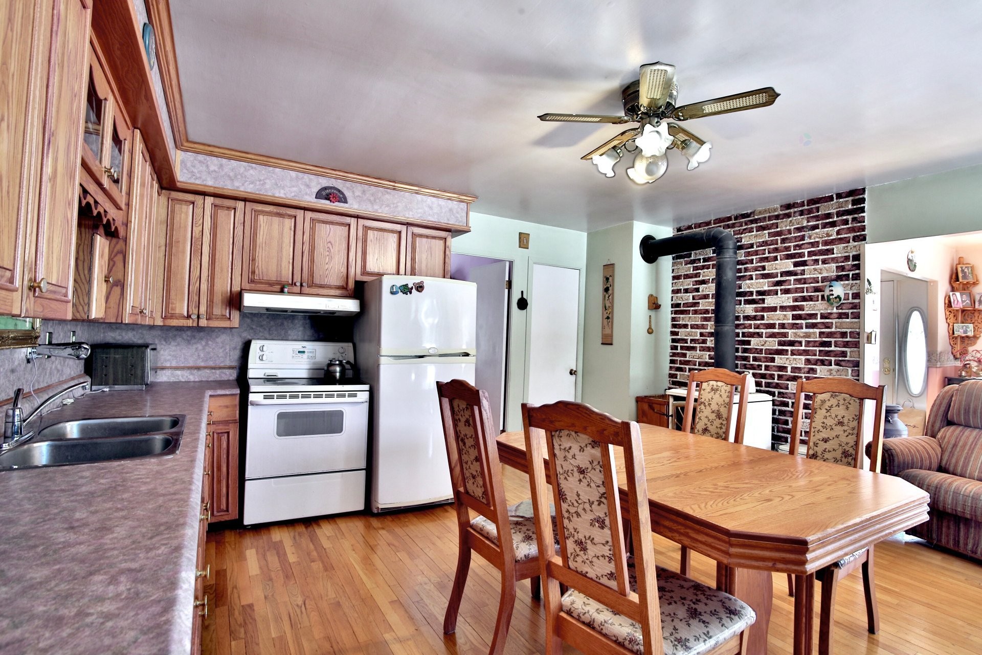 Kitchen - 1761Z Ch. St-Pierre S., Sainte-Thècle, QC