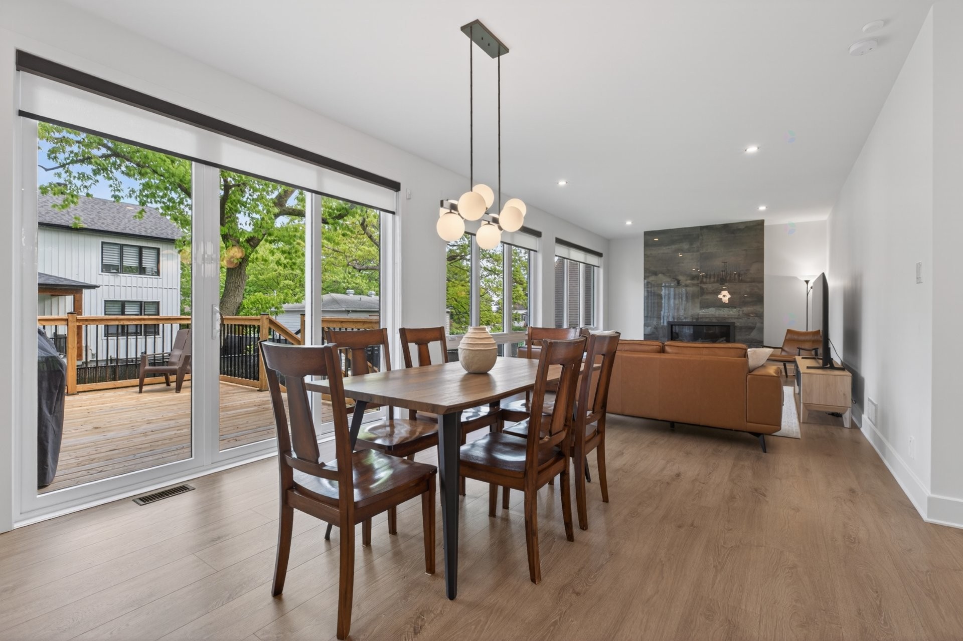 Dining Room - 3 Rue Thomas-Dennis, Notre-Dame-De-L'Île-Perrot, QC - Indoor Photo Showing Dining Room