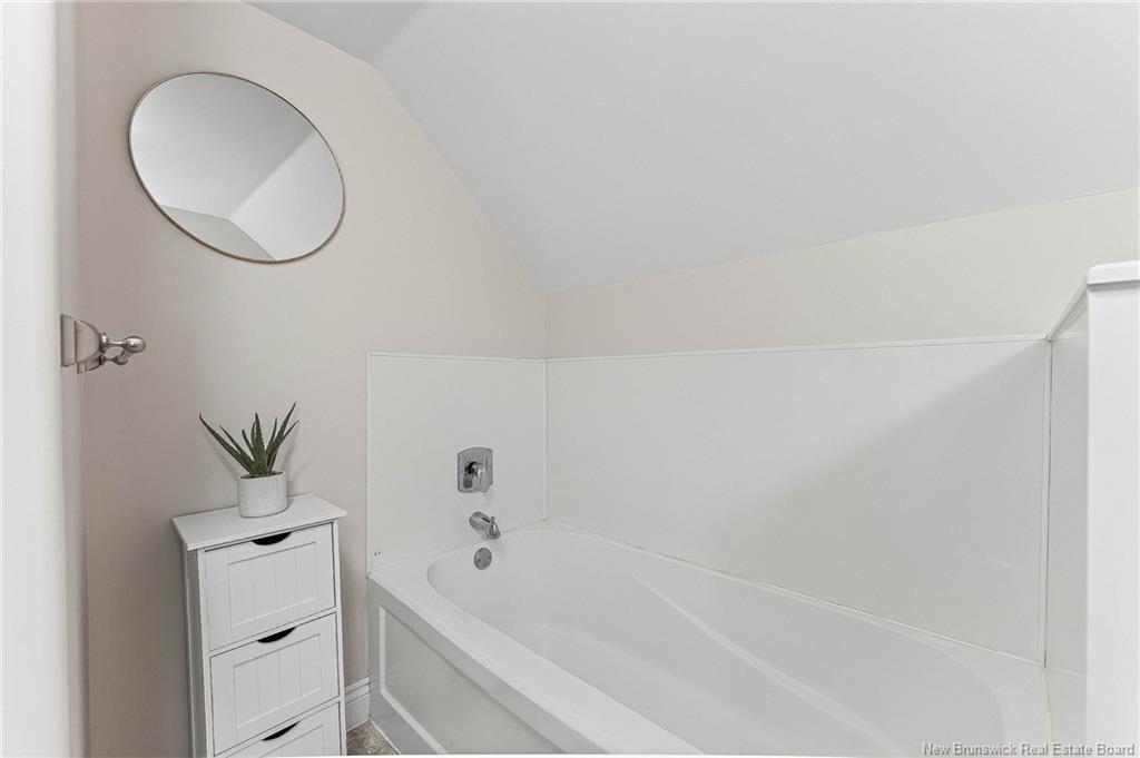 72 Union St, Saint Stephen, NB