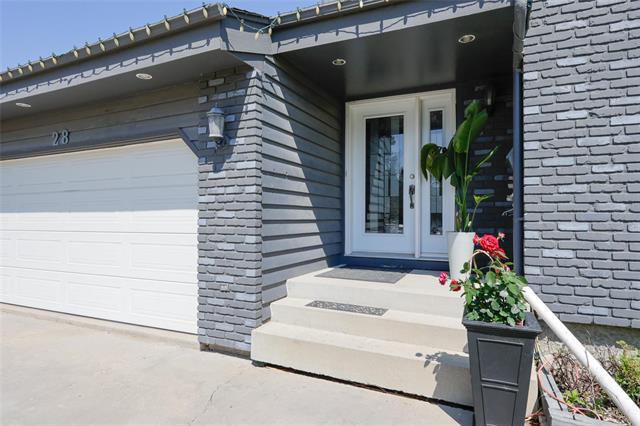 28 Stonegate Cl, Winnipeg, MB