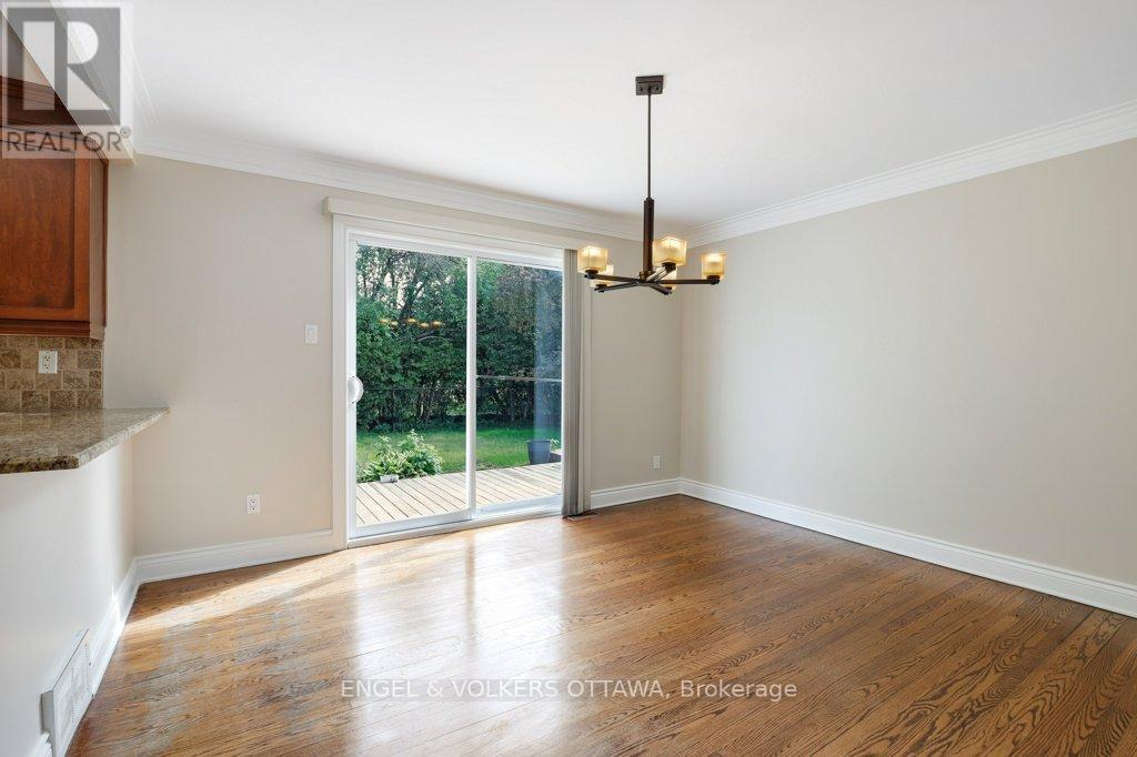 23 Biscayne Crescent, Ottawa, ON - Indoor