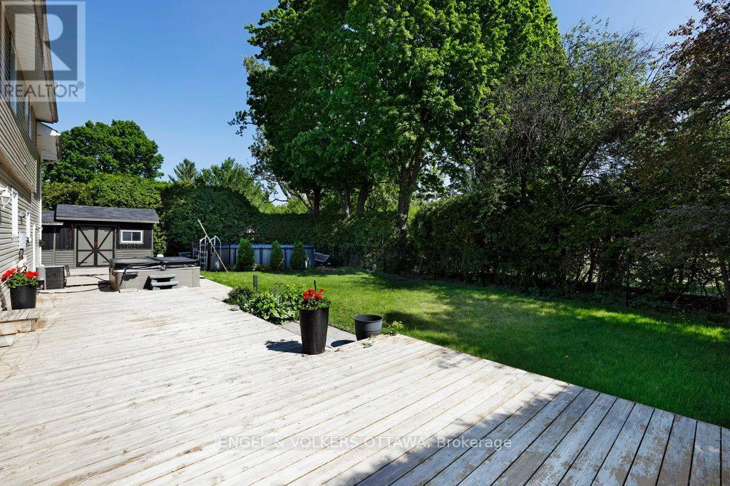23 Biscayne Crescent, Ottawa, ON - Outdoor
