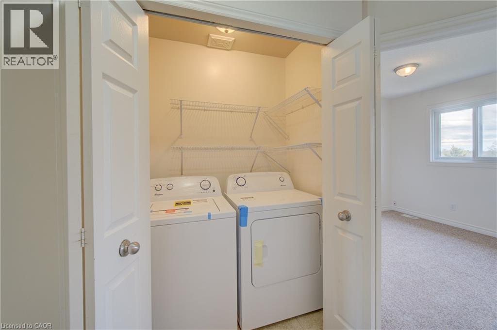 465 Colt Street, Waterloo, ON - Indoor Photo Showing Laundry Room