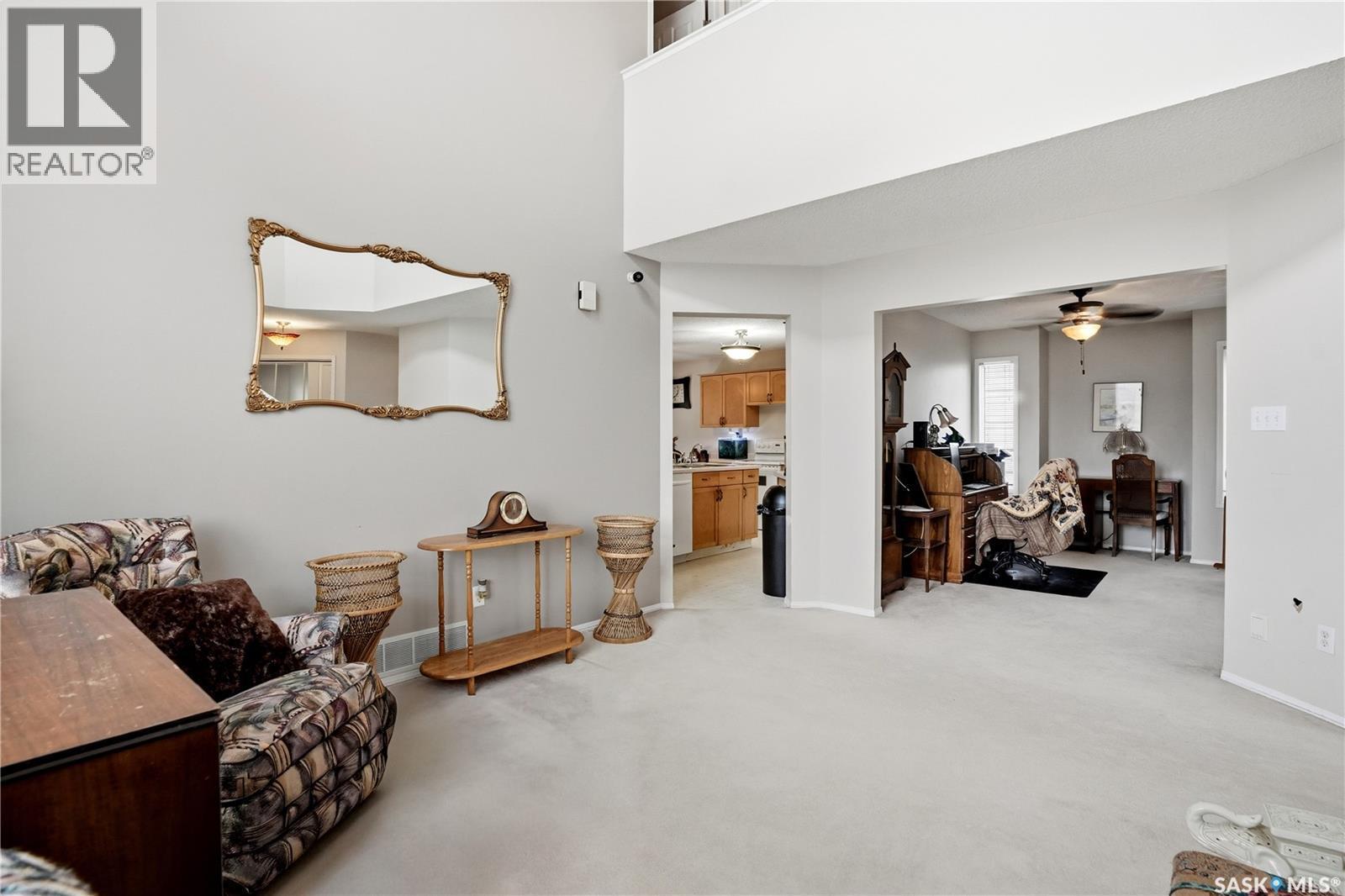 1204 Boehm Bay N, Regina, SK - Indoor