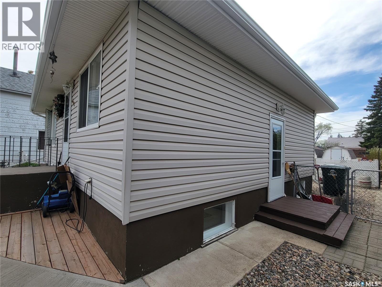 303 3 Street E, Wilkie, SK - Outdoor With Deck Patio Veranda With Exterior