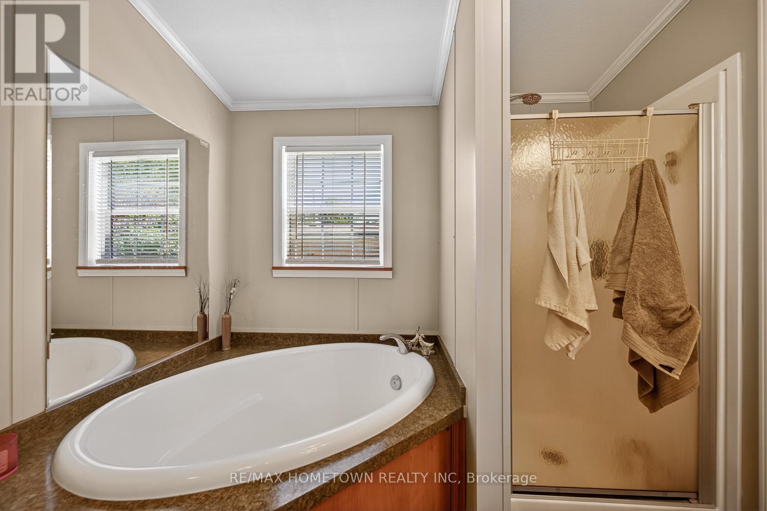 116 Hutt Road, Augusta, ON - Indoor Photo Showing Bathroom