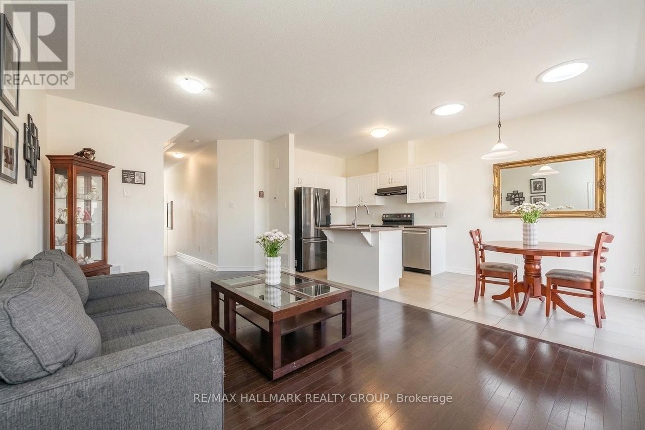 183 Claridge Drive, Ottawa, ON - Indoor