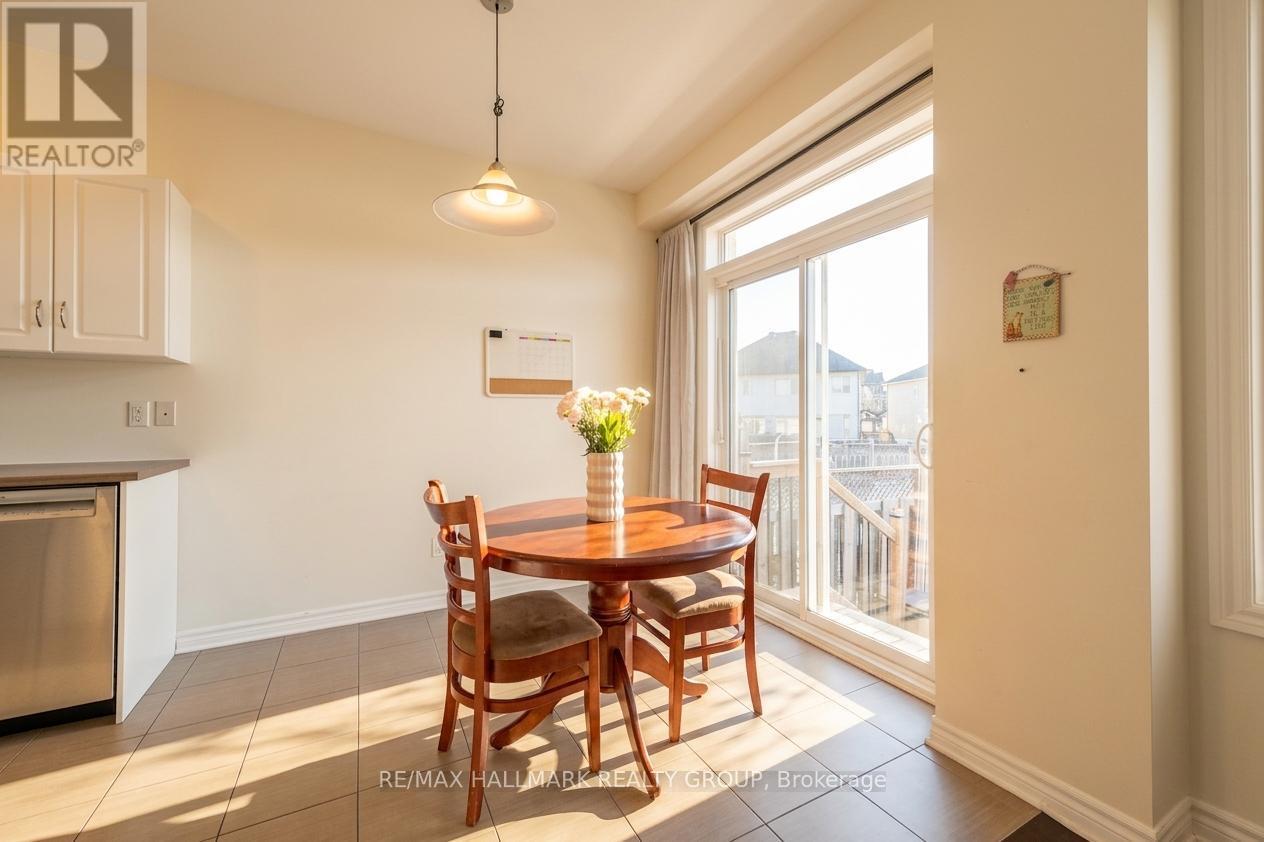 183 Claridge Drive, Ottawa, ON - Indoor Photo Showing Dining Room