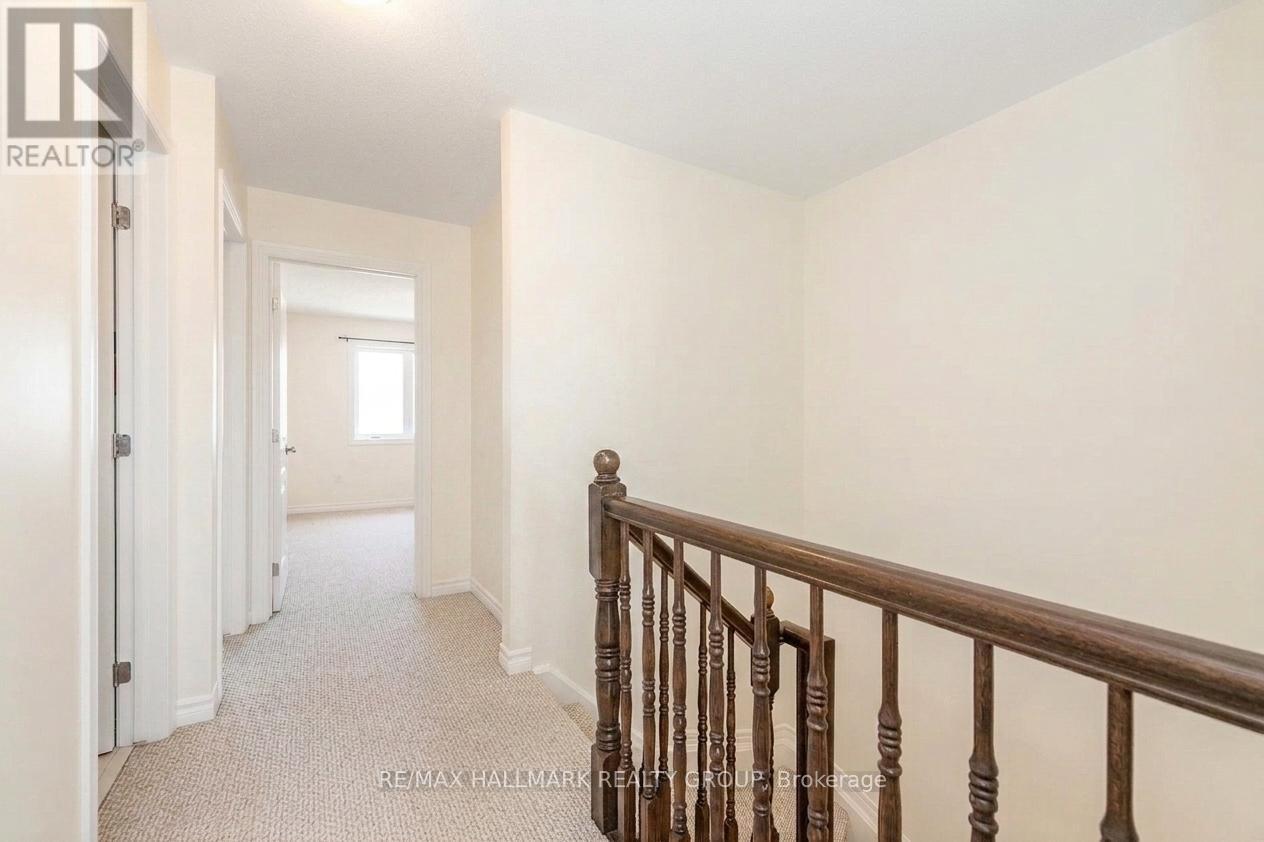 183 Claridge Drive, Ottawa, ON - Indoor Photo Showing Other Room