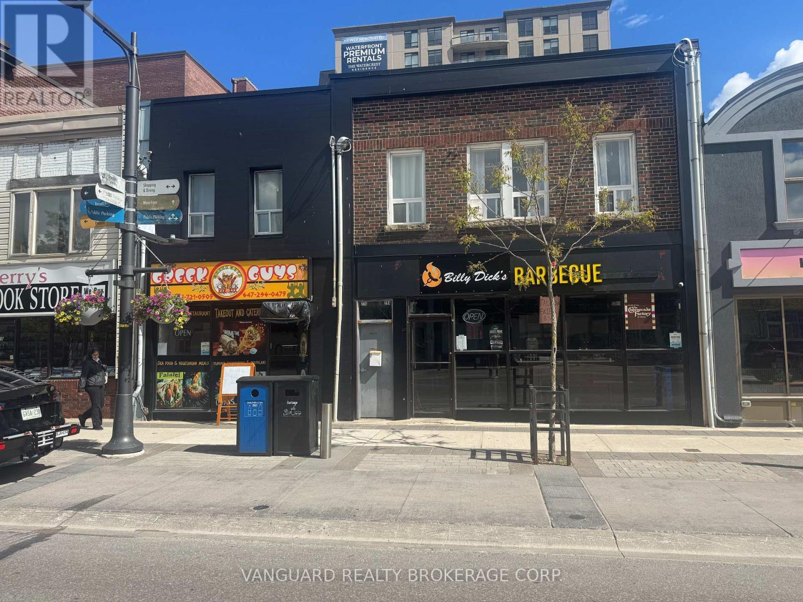 27 Dunlop Street W, Barrie, ON