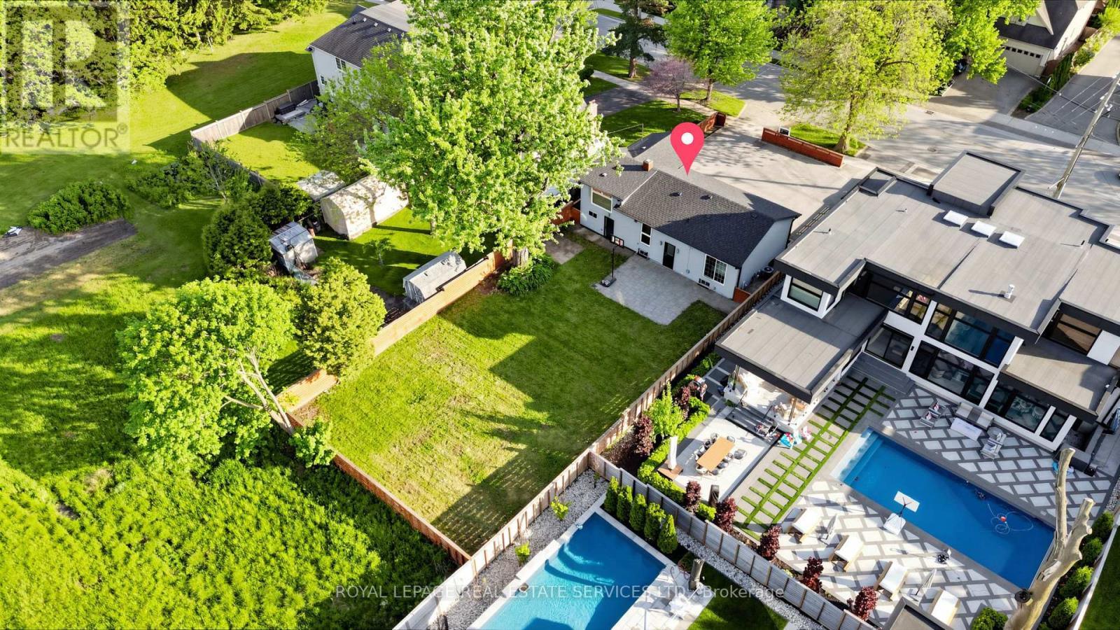 285 Bronte Road, Oakville, ON - Outdoor With In Ground Pool With View
