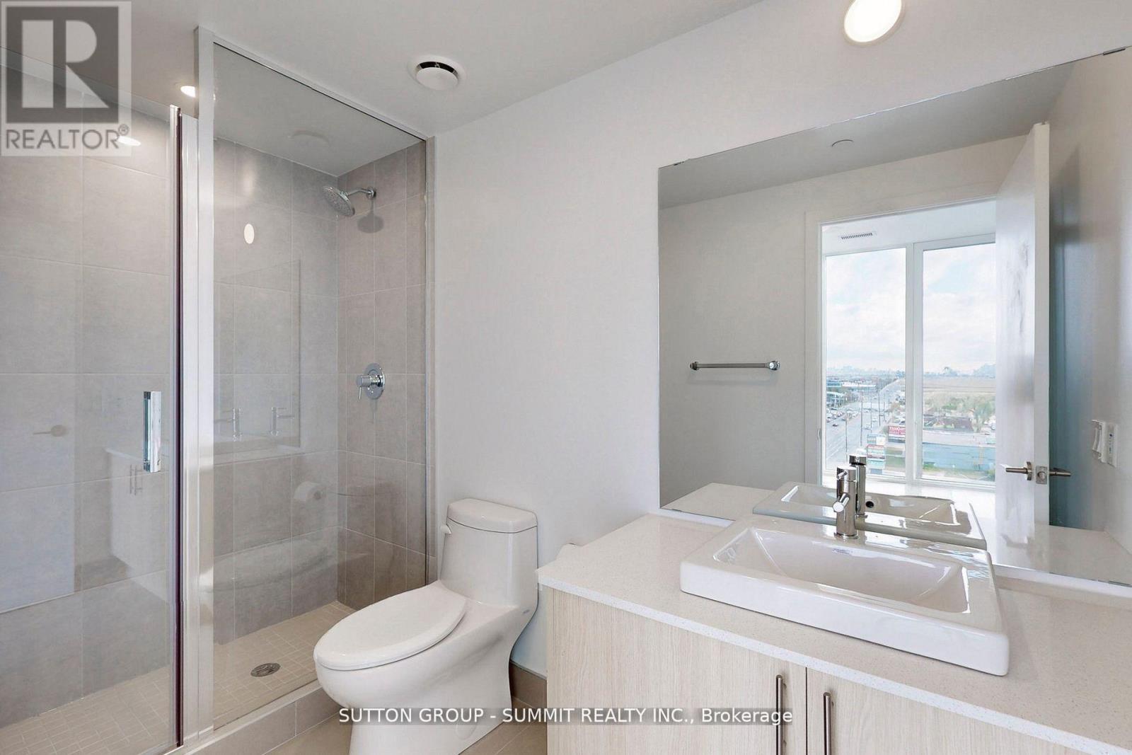 801 - 1195 The Queensway Street, Toronto, ON - Indoor Photo Showing Bathroom