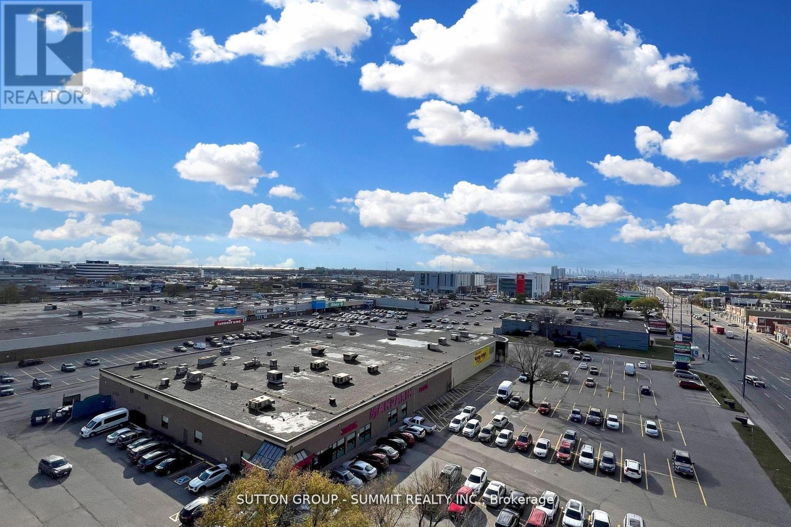 801 - 1195 The Queensway Street, Toronto, ON - Outdoor With View
