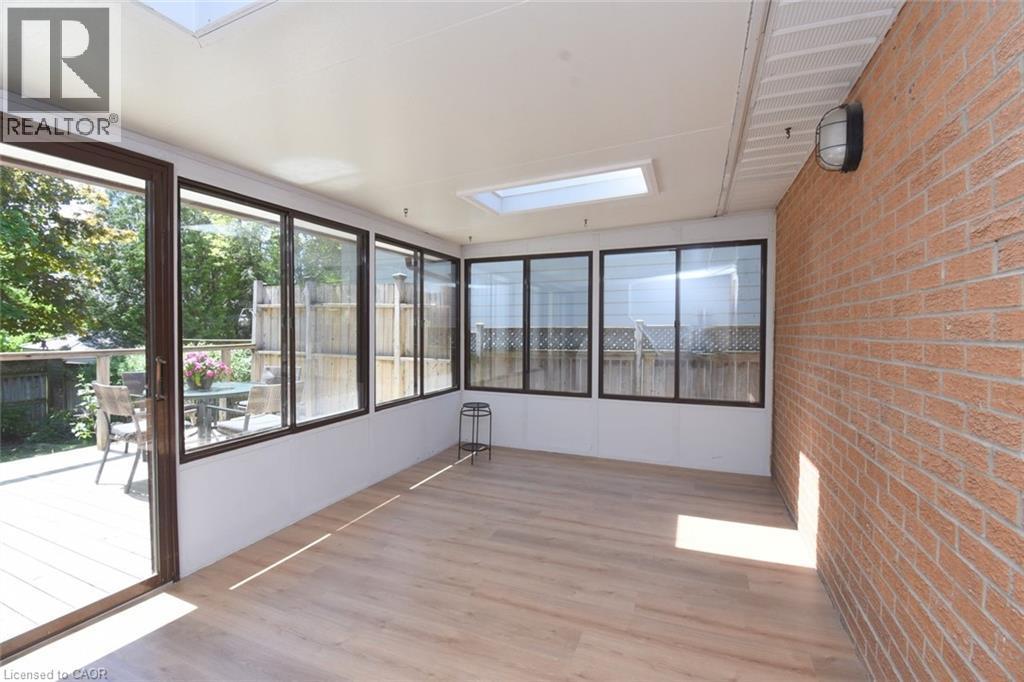 740 Hyde Road, Burlington, ON - Indoor Photo Showing Other Room