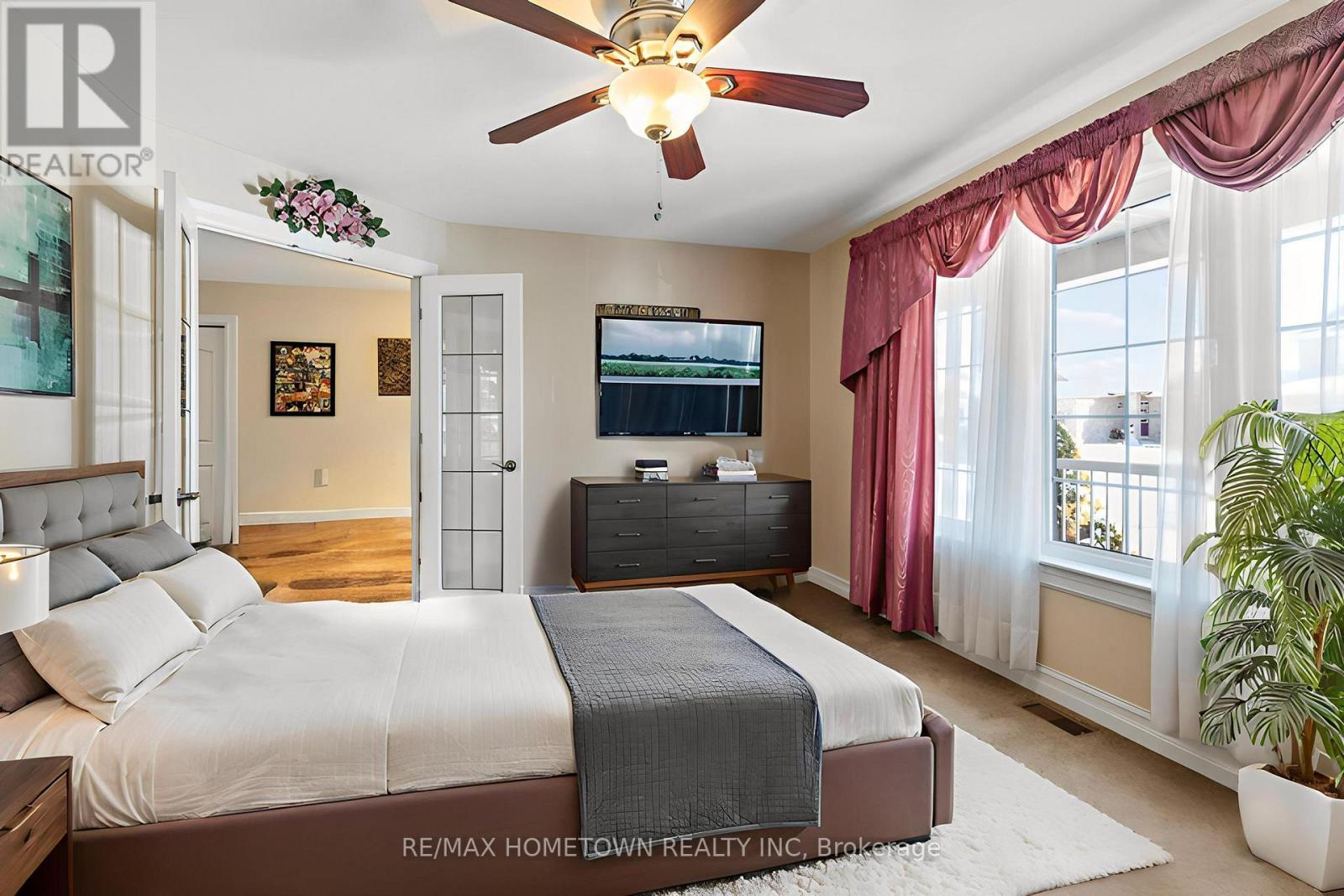 1124 Mcclure Crescent, Brockville, ON - Indoor Photo Showing Bedroom