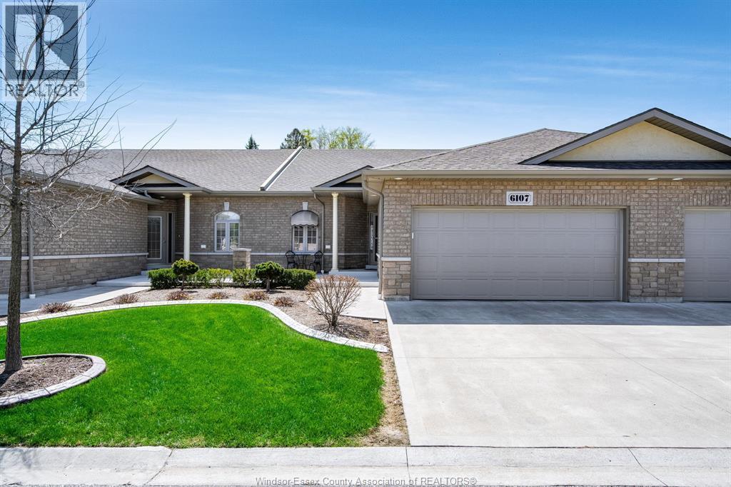 6107 Tiburon Crescent, Windsor, ON - Outdoor