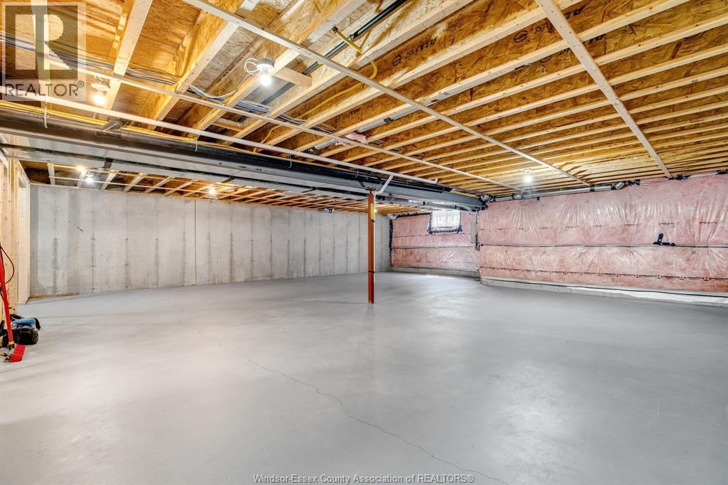 6107 Tiburon Crescent, Windsor, ON - Indoor Photo Showing Basement