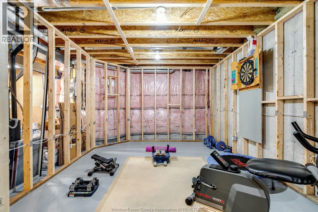 6107 Tiburon Crescent, Windsor, ON - Indoor Photo Showing Basement