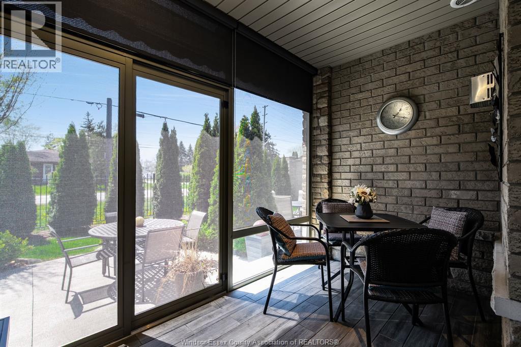 6107 Tiburon Crescent, Windsor, ON - Outdoor With Deck Patio Veranda With Exterior