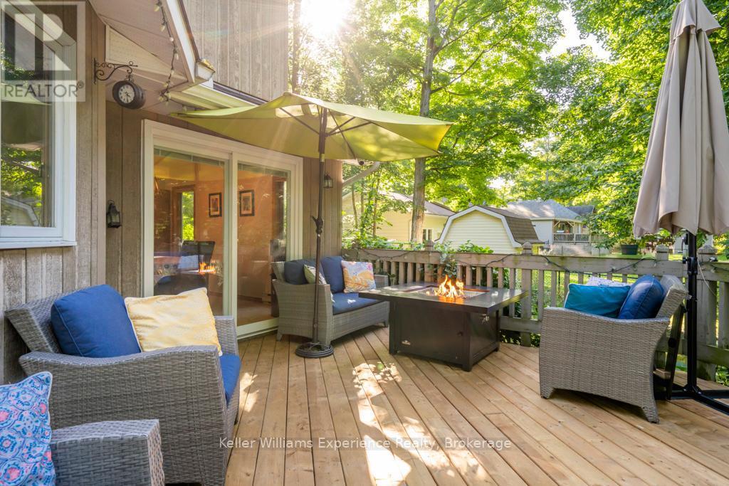 14 Oneida Crescent, Tiny, ON - Outdoor With Deck Patio Veranda With Exterior