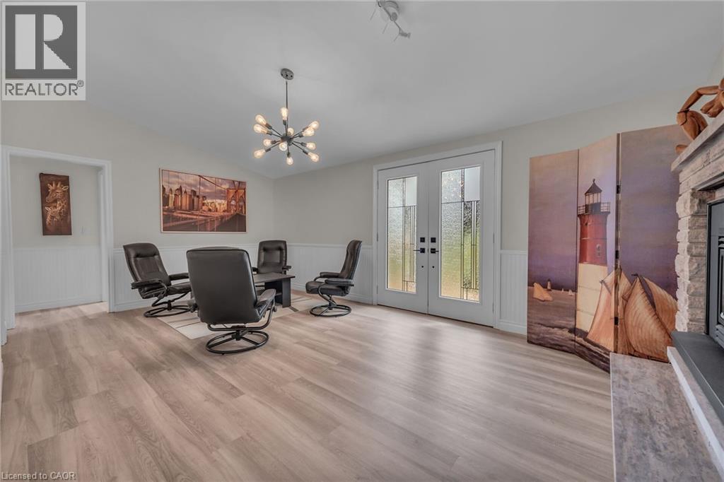 270 Erie Boulevard, Long Point, ON - Indoor