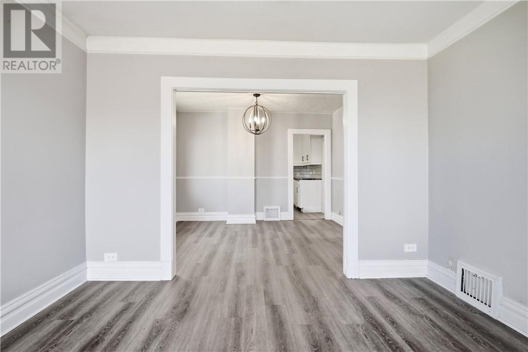140 Baker Street, Sudbury, ON - Indoor Photo Showing Other Room