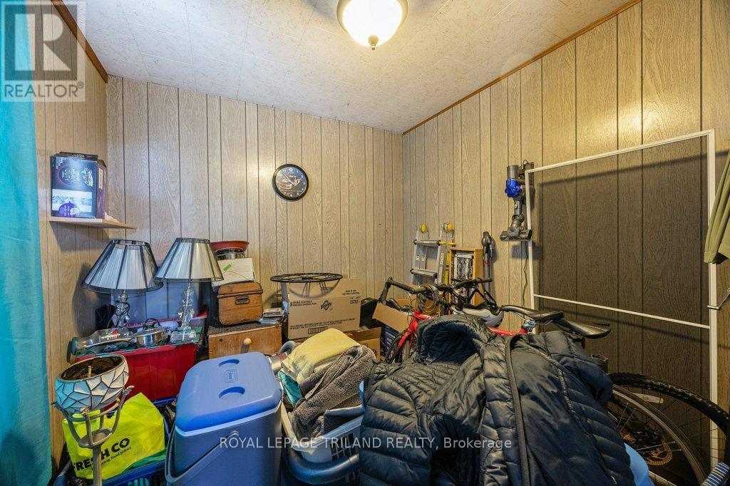 8 Weldon Avenue, St. Thomas, ON - Indoor Photo Showing Other Room