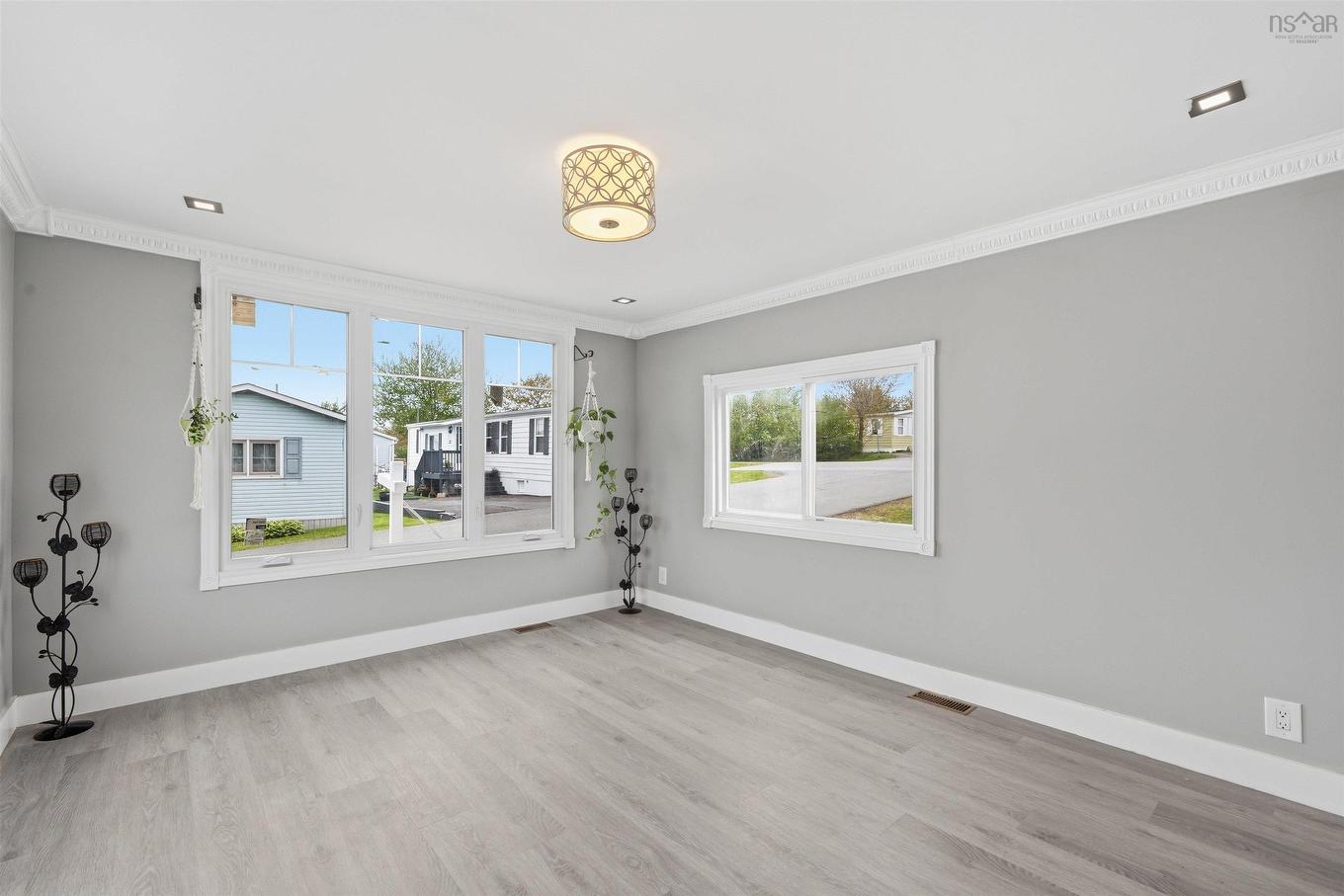 1 Bishop Avenue, Dartmouth, NS