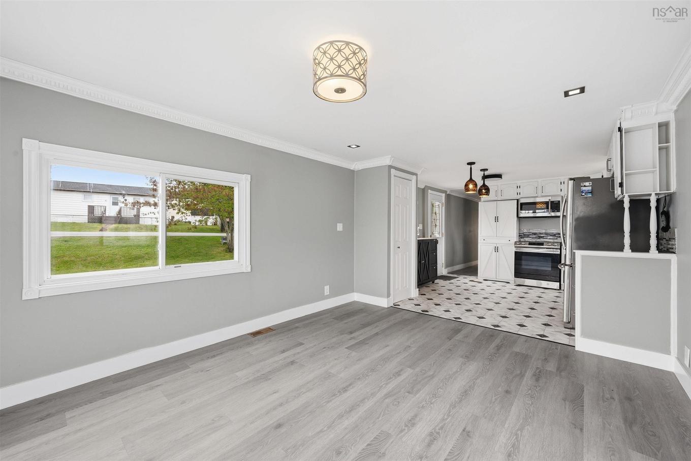 1 Bishop Avenue, Dartmouth, NS