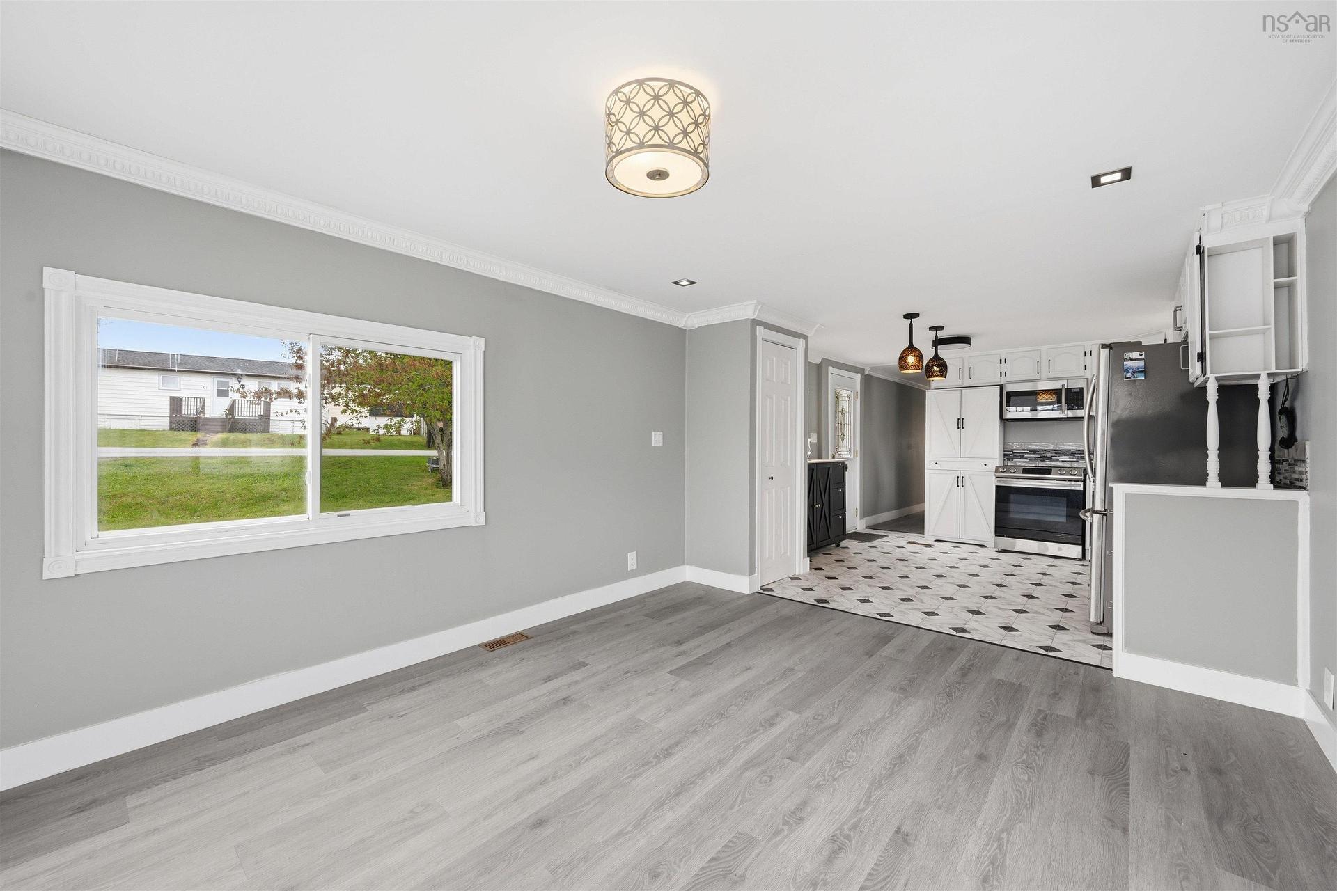 1 Bishop Avenue, Dartmouth, NS