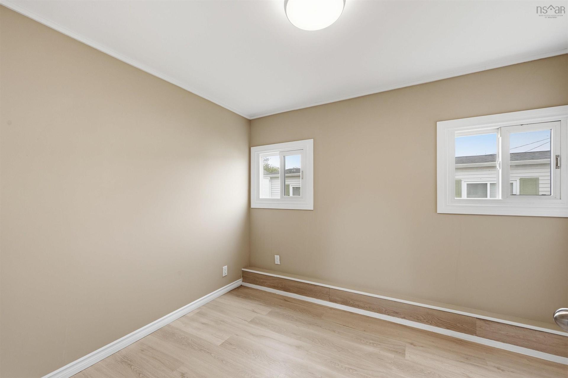 1 Bishop Avenue, Dartmouth, NS