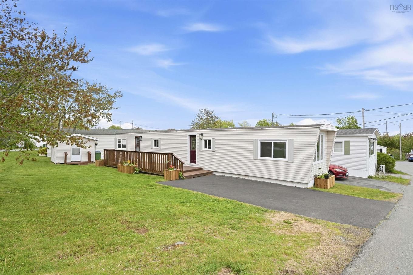 1 Bishop Avenue, Dartmouth, NS