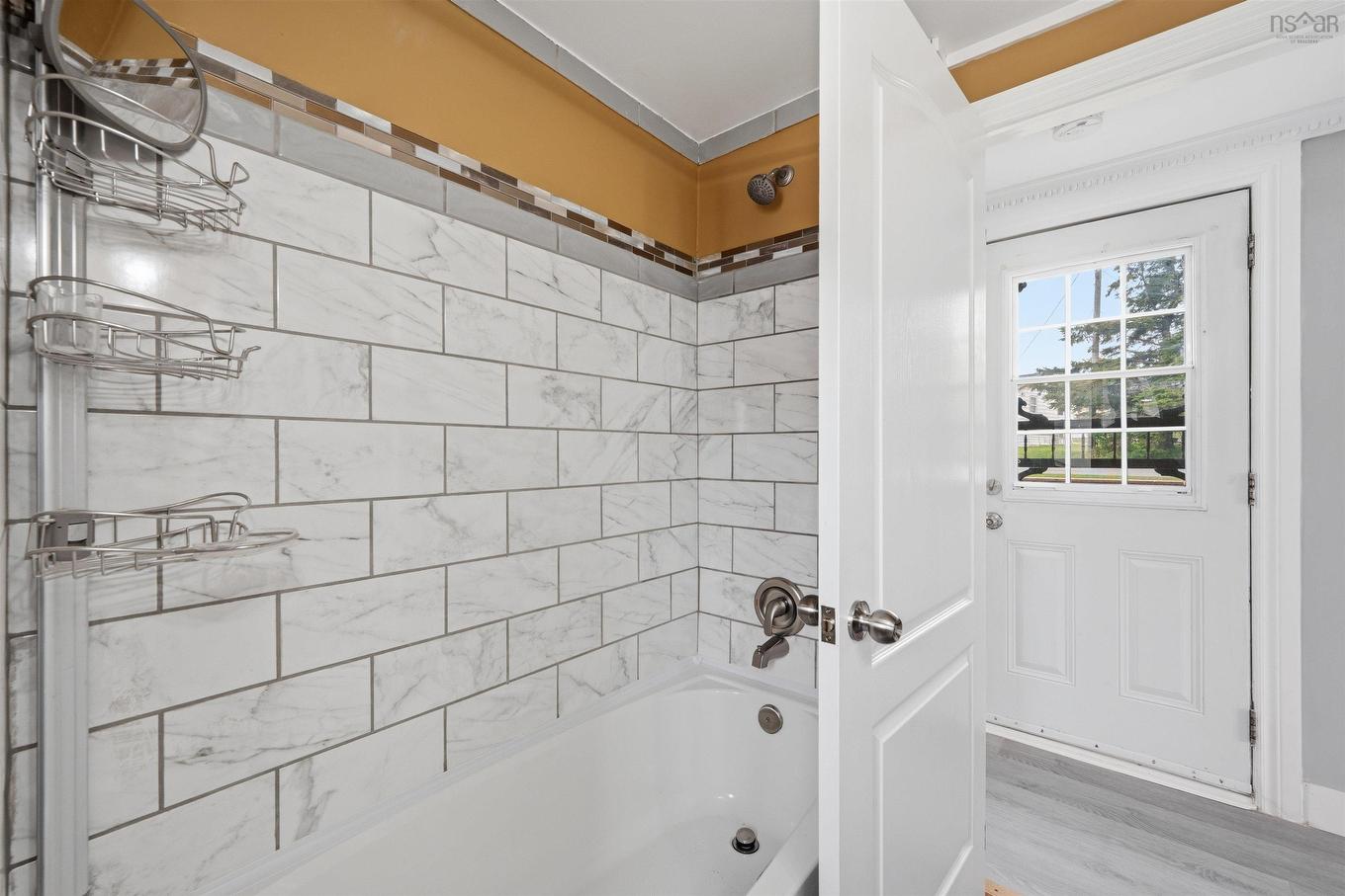 1 Bishop Avenue, Dartmouth, NS
