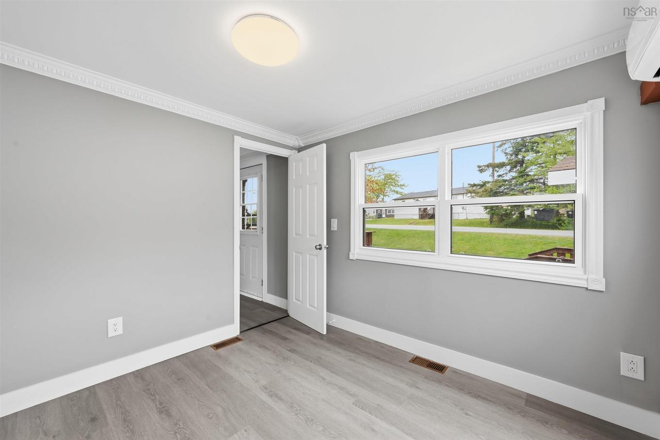 1 Bishop Avenue, Dartmouth, NS