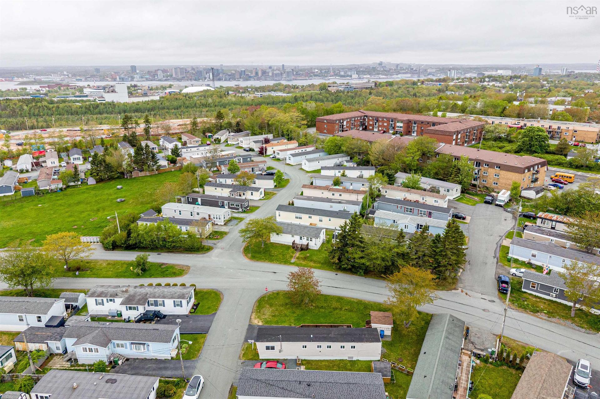 1 Bishop Avenue, Dartmouth, NS