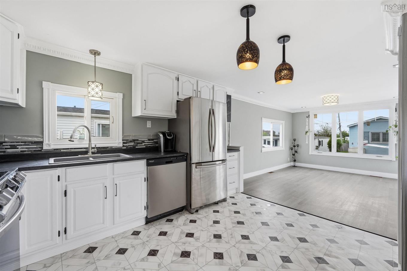 1 Bishop Avenue, Dartmouth, NS