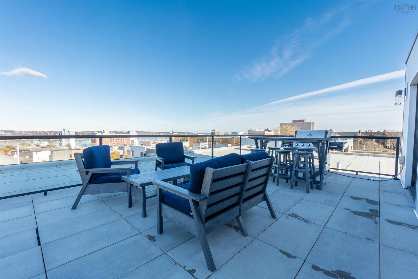 210 5684 West Street, Halifax, NS
