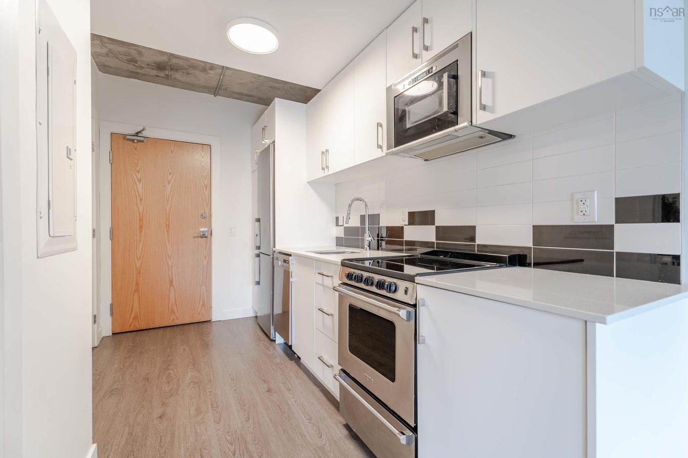 210 5684 West Street, Halifax, NS
