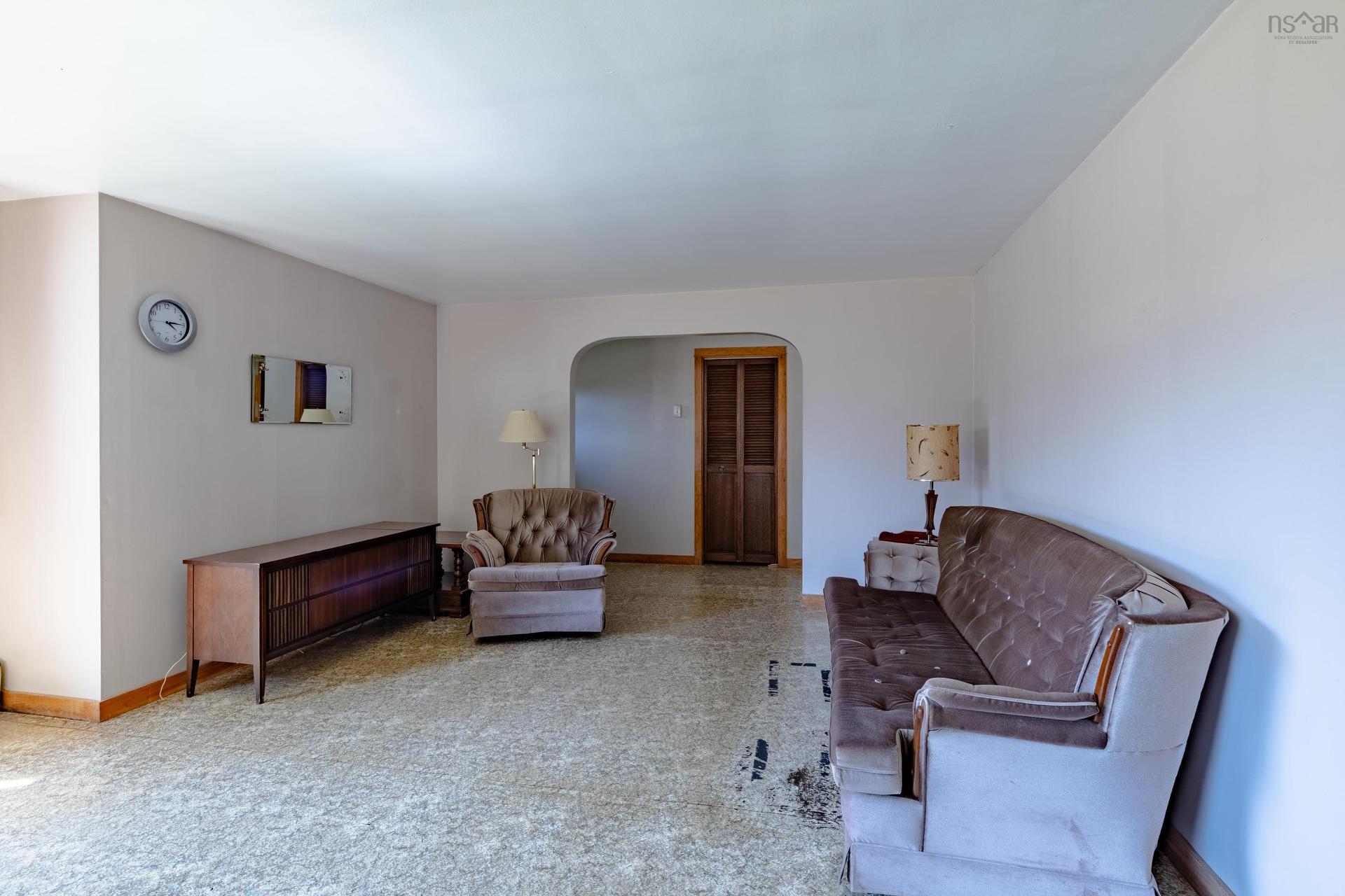 983 Bangor Rd, Bangor, NS - Indoor Photo Showing Living Room