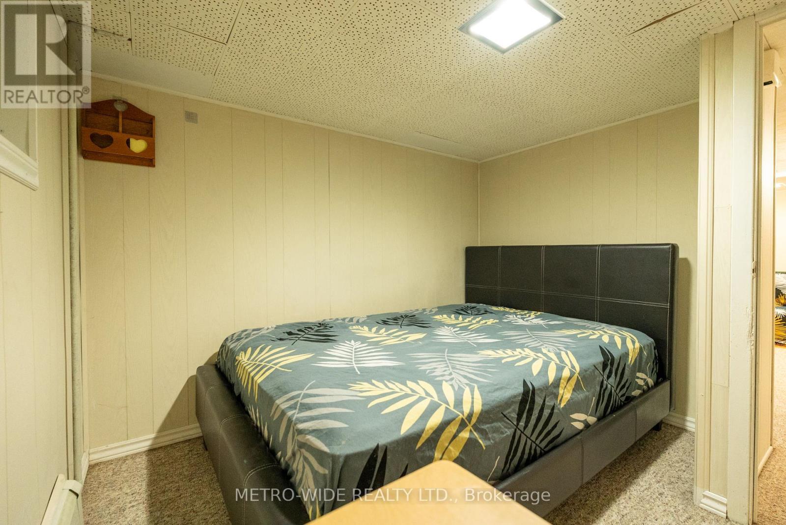 476 First Avenue E, North Bay, ON - Indoor Photo Showing Bedroom