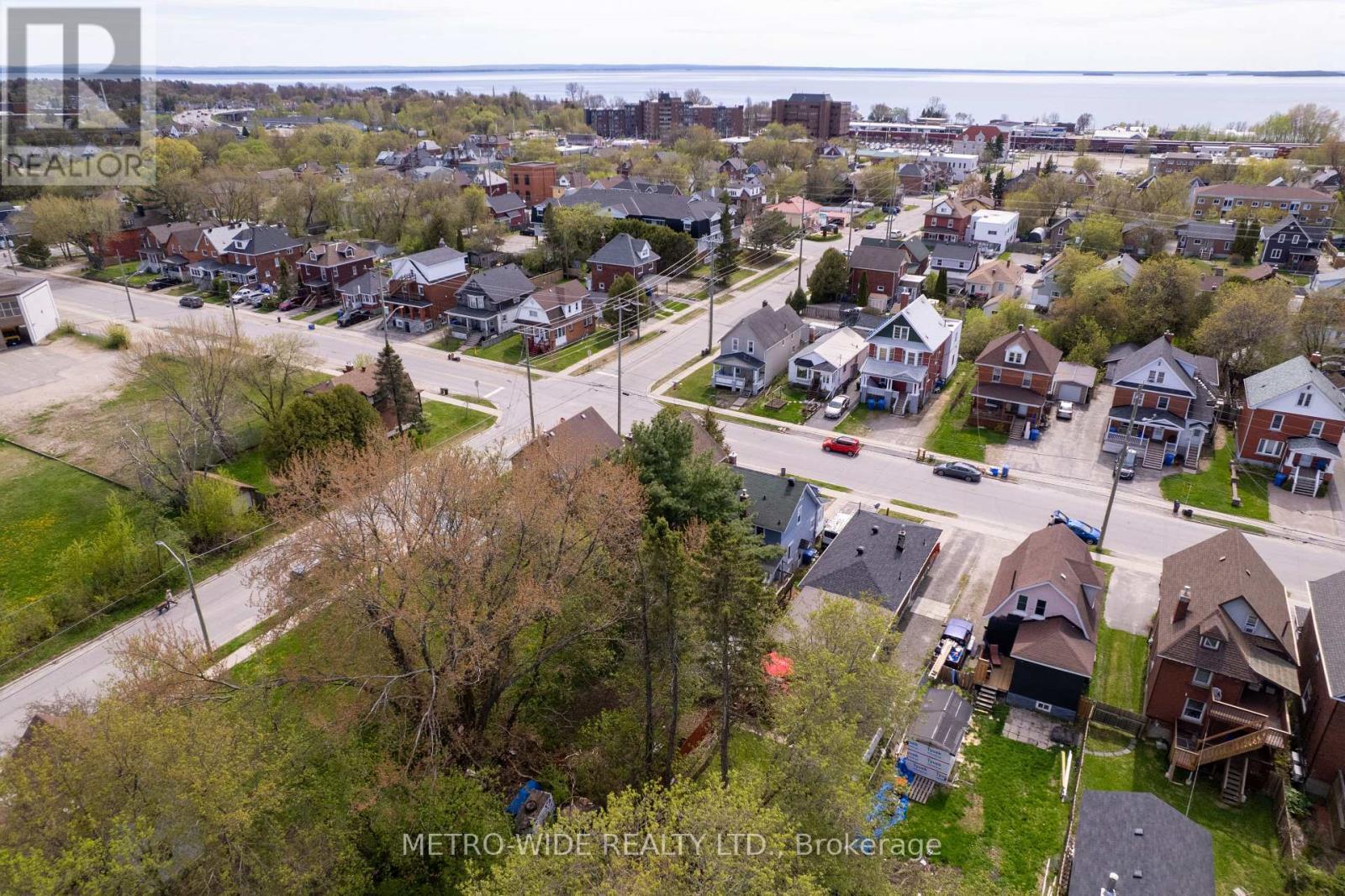476 First Avenue E, North Bay, ON - Outdoor With View