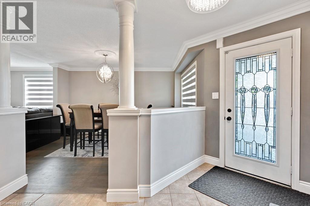 84 Amanda Walk, Cambridge, ON - Indoor Photo Showing Other Room