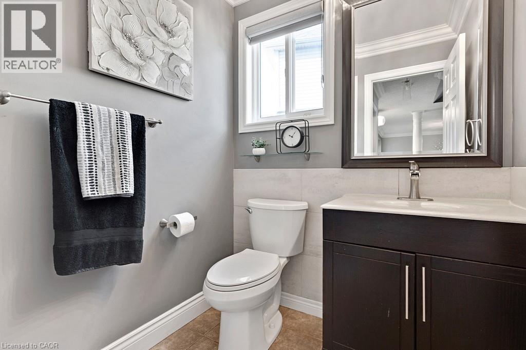 84 Amanda Walk, Cambridge, ON - Indoor Photo Showing Bathroom