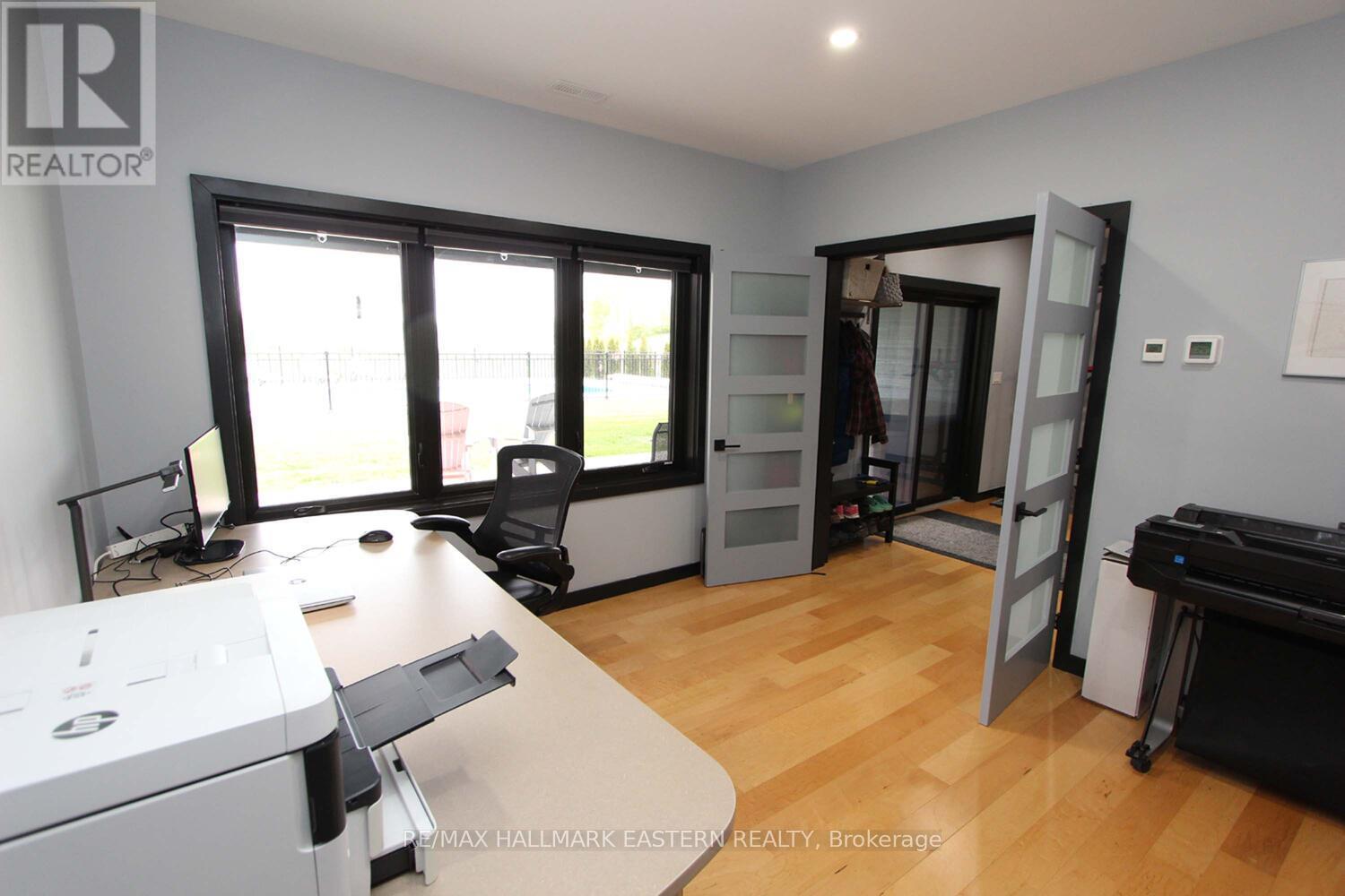 Office - 1483 Webster Road, Douro-Dummer, ON - Indoor