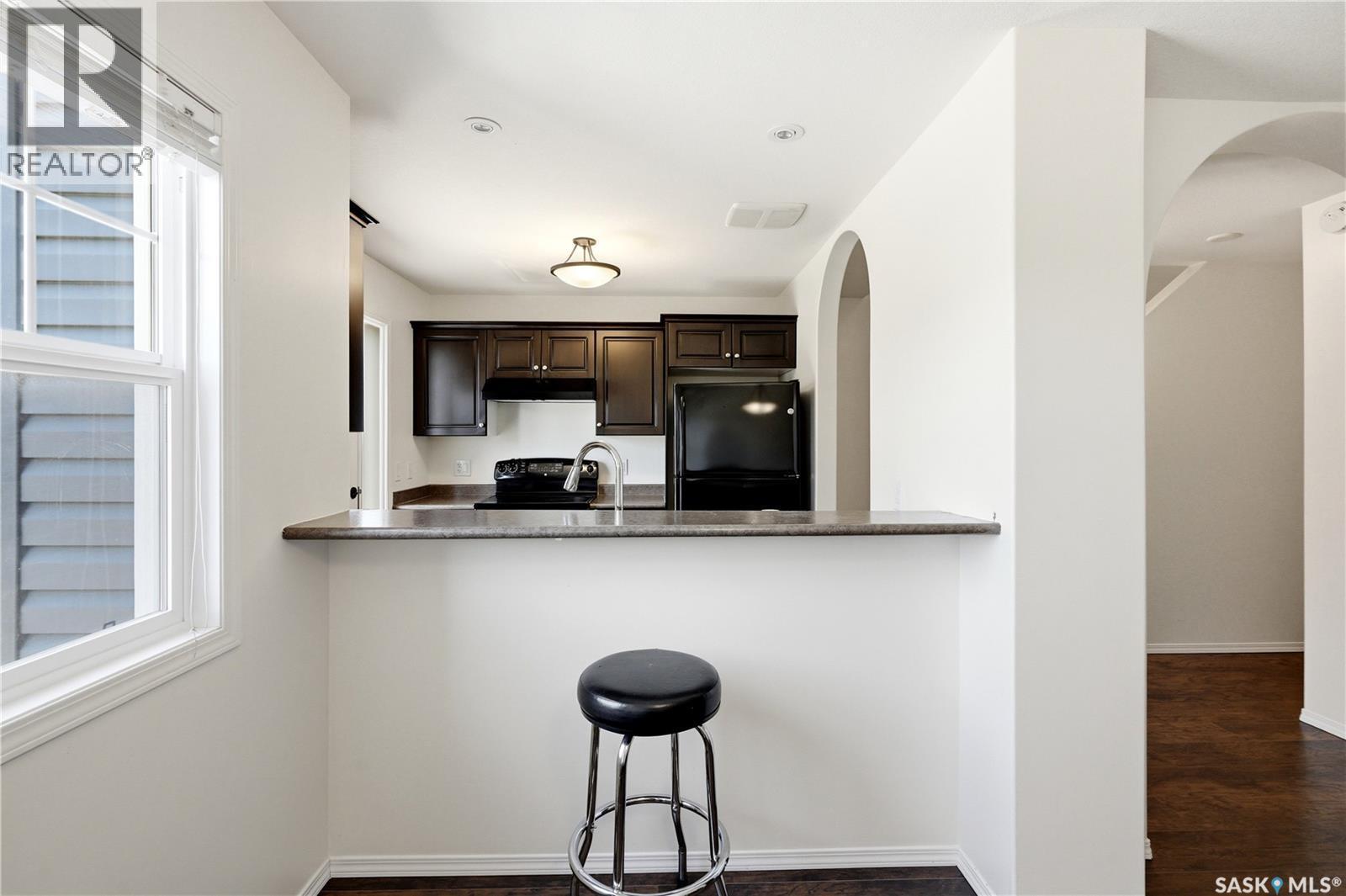 570 150 Langlois Way, Saskatoon, SK - Indoor Photo Showing Kitchen