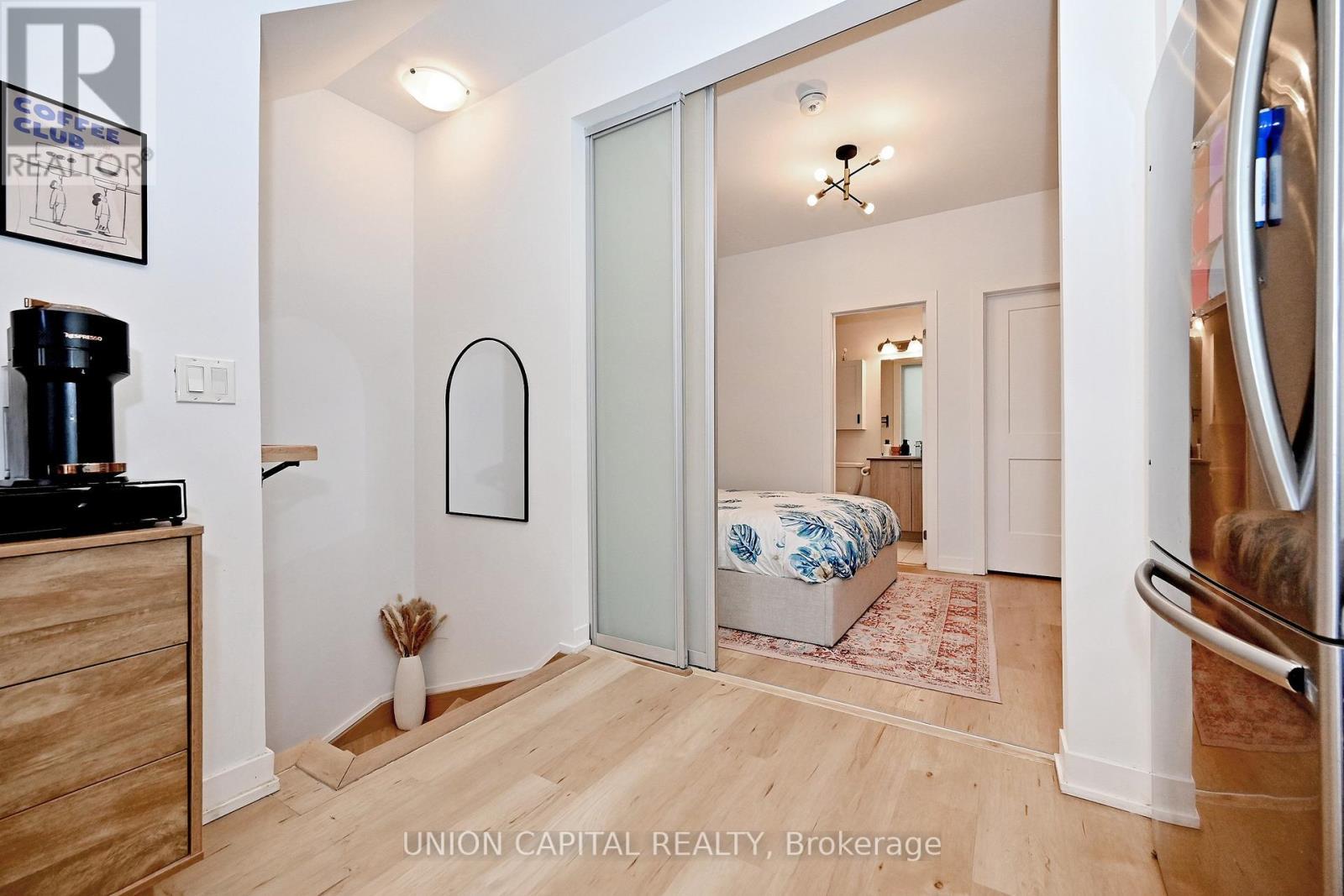 39 - 57 Finch Avenue W, Toronto, ON - Indoor Photo Showing Other Room