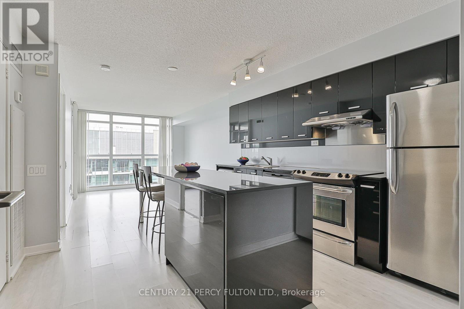 1612 - 19 Singer Court, Toronto, ON - Indoor Photo Showing Kitchen With Upgraded Kitchen