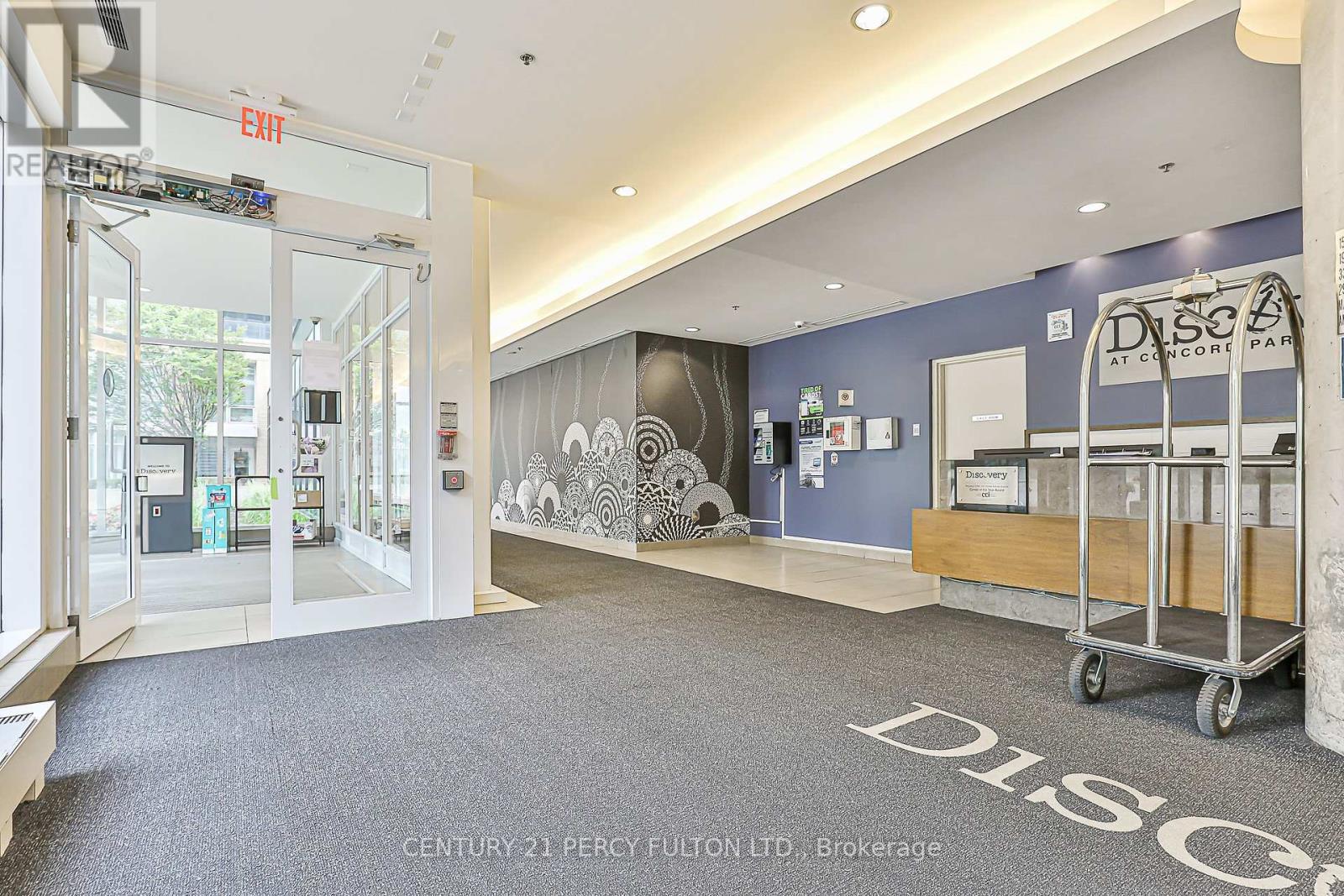 1612 - 19 Singer Court, Toronto, ON - Indoor Photo Showing Other Room