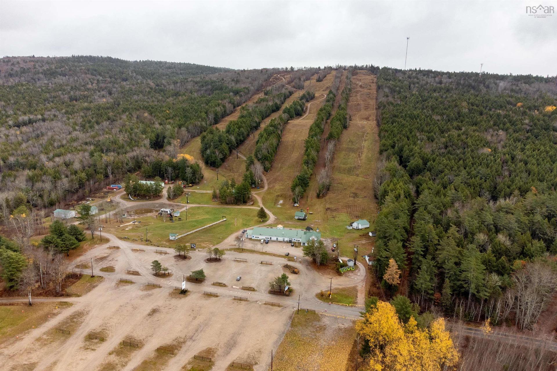 111 Ski Martock Road, Windsor Forks, NS