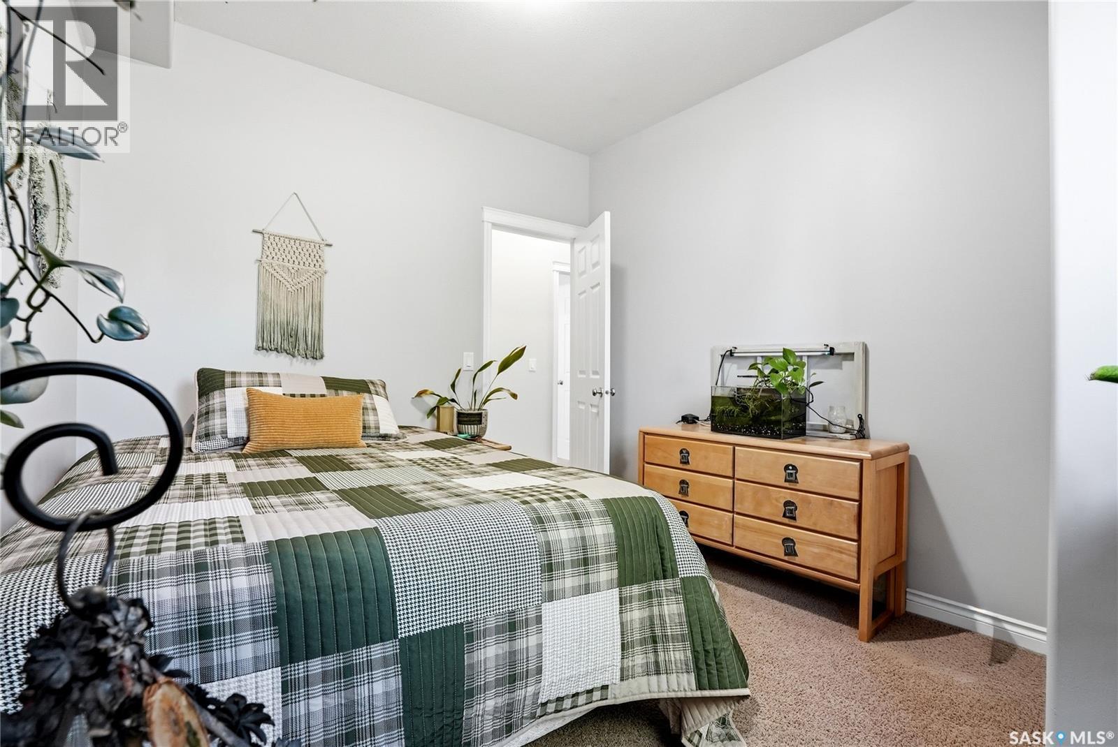 263 Beechmont Crescent, Saskatoon, SK - Indoor Photo Showing Other Room